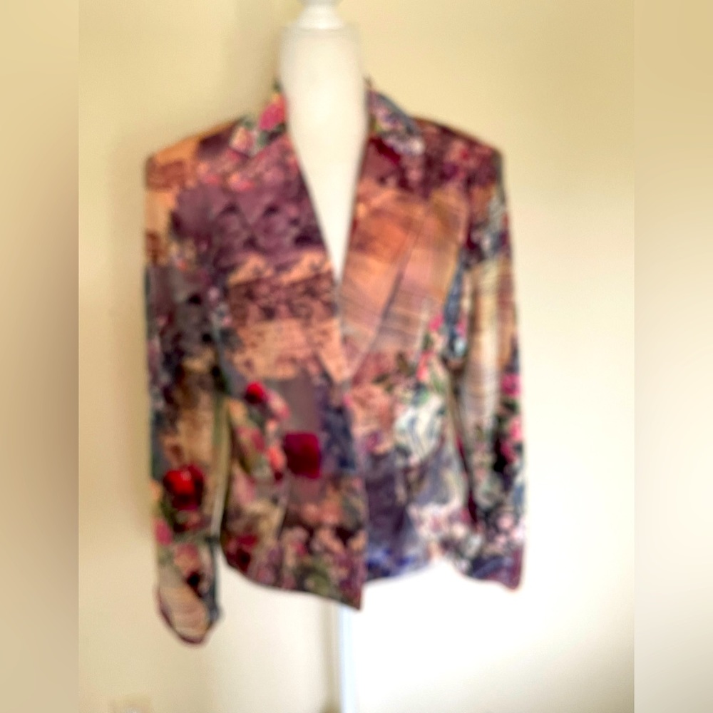 Boho Chic sz 8 velour 1 button floral blazer with French writing fully lined